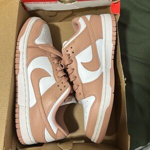 Nike dunk rose whisper lightly worn